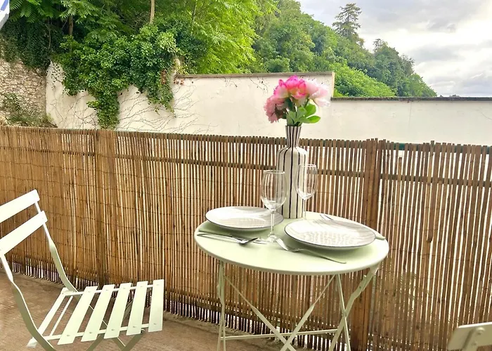 Large 3 Bedroom Parking And Fiber Apartment Poitiers