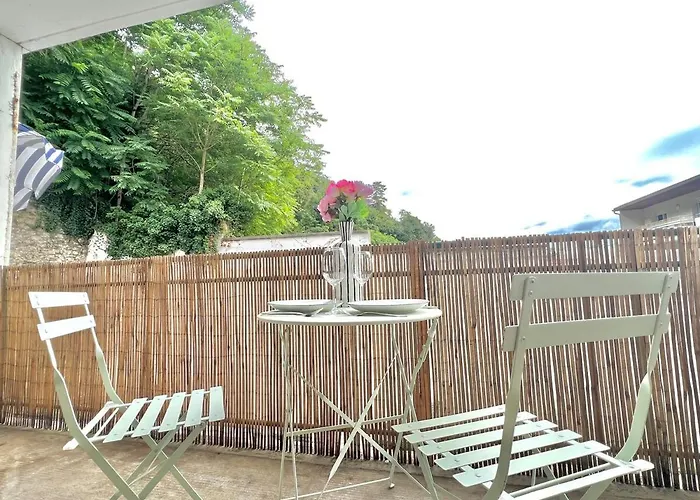 Apartment Large 3 Bedroom Parking And Fiber *